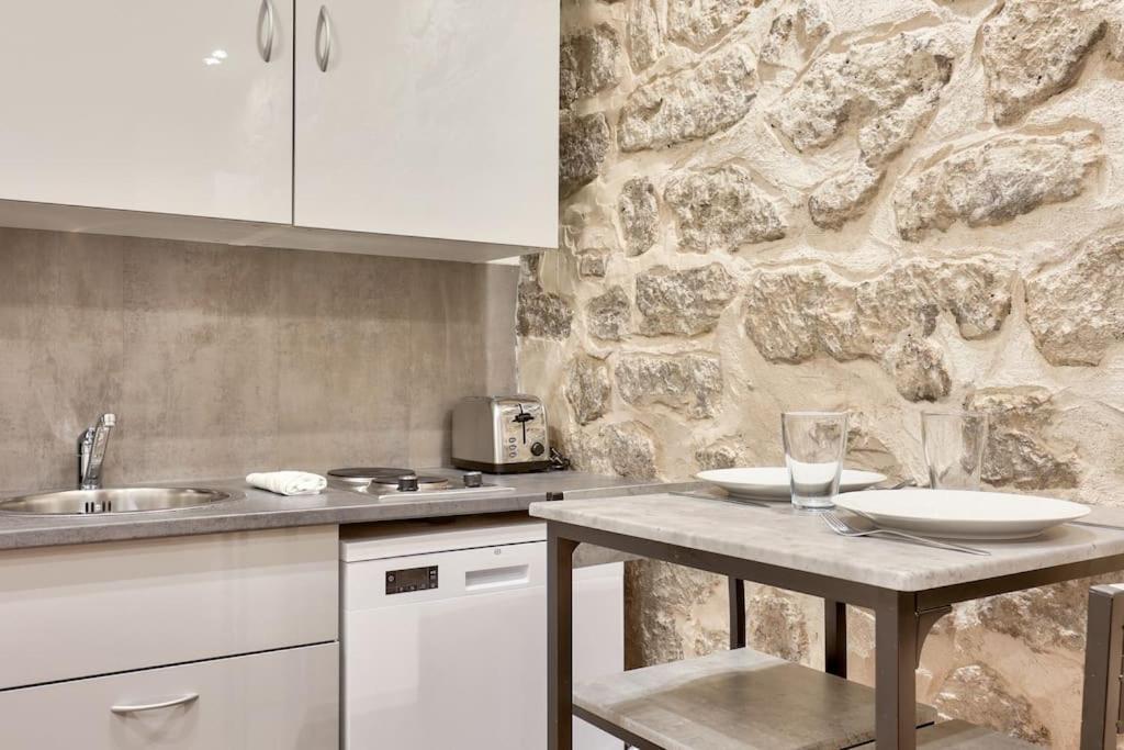 Studio Confortable Au Coeur De Paris Appartamento Esterno foto