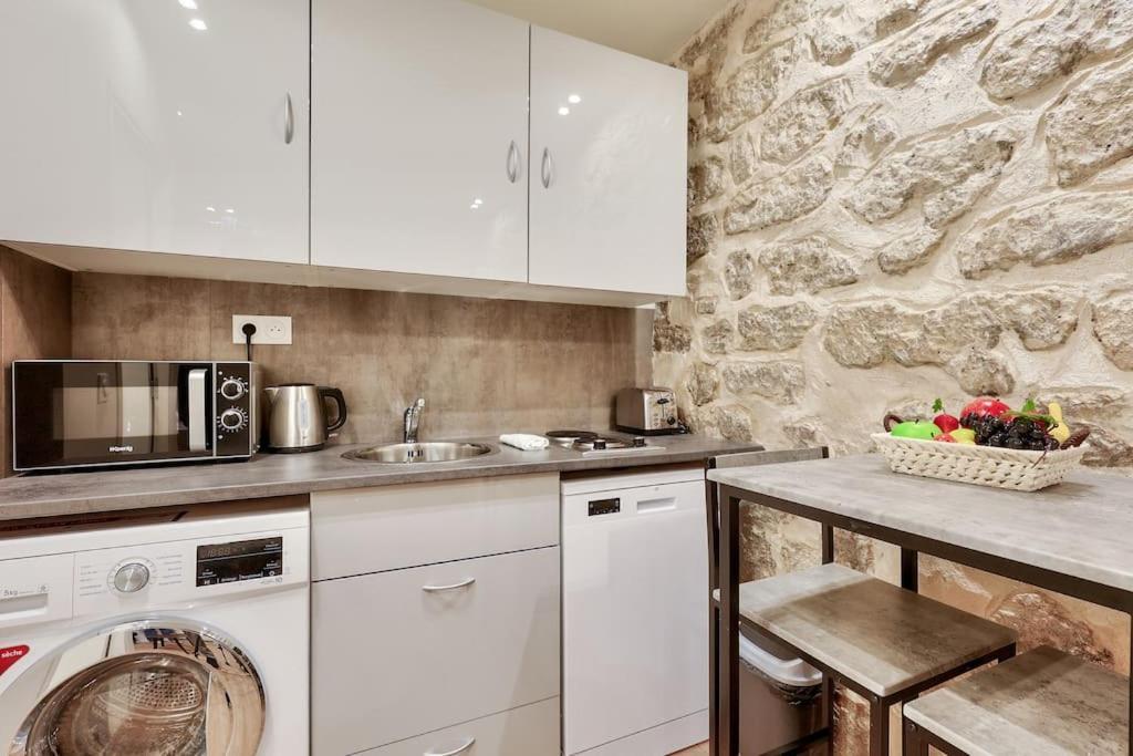 Studio Confortable Au Coeur De Paris Appartamento Esterno foto